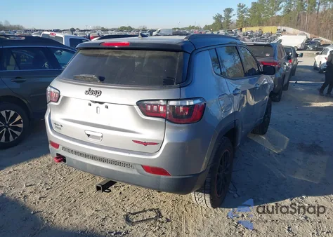 2019 Jeep Compass Trailhawk 4X4 from USA, damaged, VIN 3C4NJDDBXKT622567